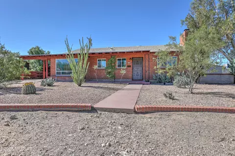 Exterior - 2627 N Euclid Ave, Tucson, AZ 85719 photo 1 of 6