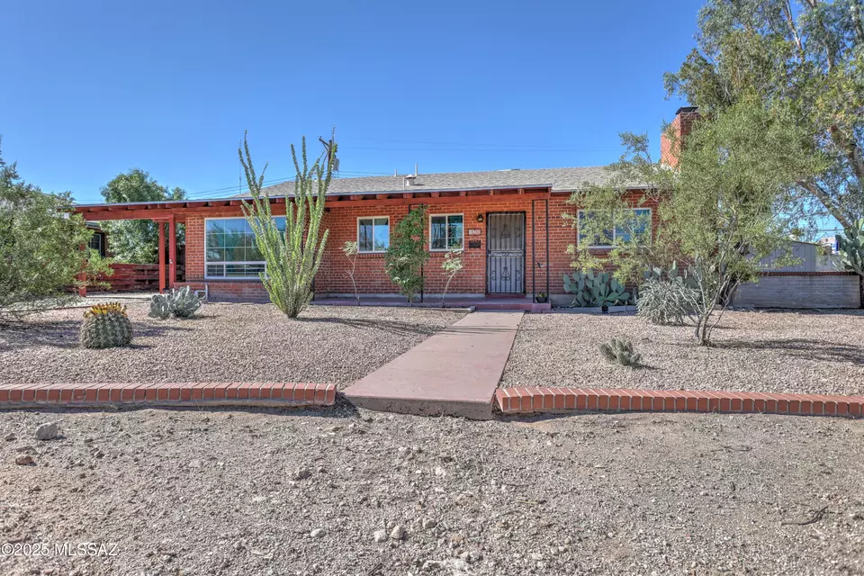 Exterior - 2627 N Euclid Ave, Tucson, AZ 85719 photo 1 of 6