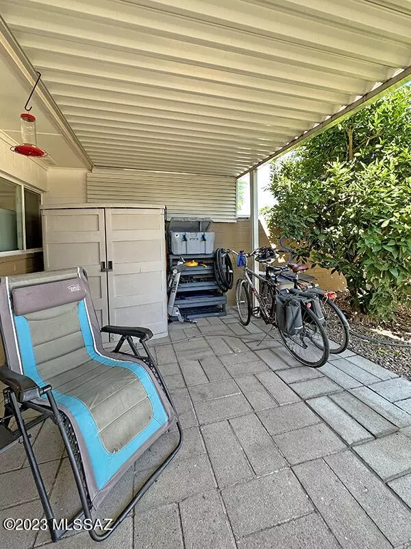 Exterior - 1705 S Jones Blvd #F2, Tucson, AZ 85713 photo 2 of 9