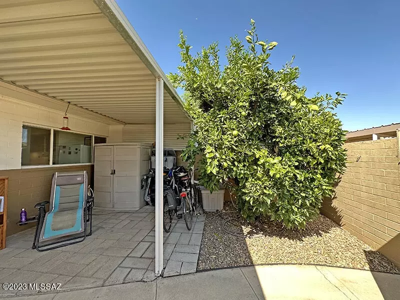 Exterior - 1705 S Jones Blvd #F2, Tucson, AZ 85713 photo 6 of 9