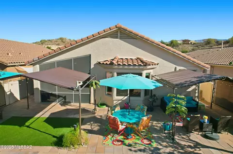 39516 Starship Dr, Tucson, AZ 85739