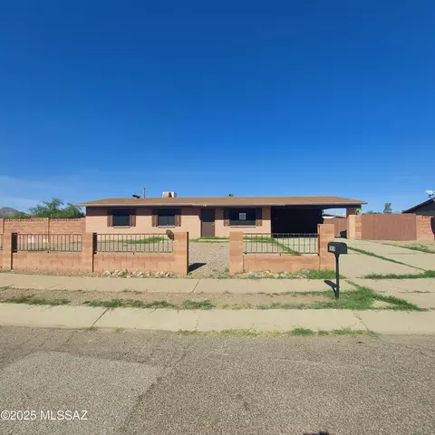 1914 W Cord Wood Ct, Tucson, AZ 85746