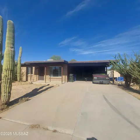 2211 E Louisiana St, Tucson, AZ 85706