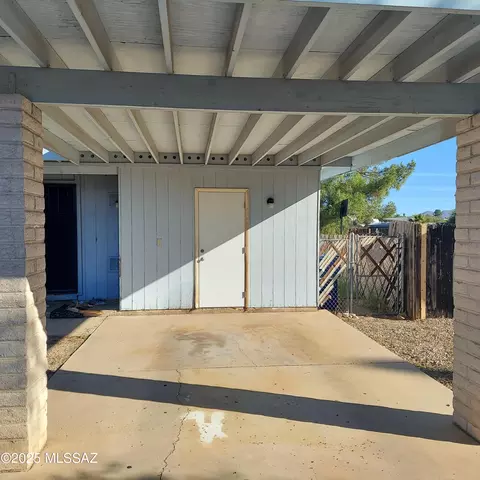 Exterior - 8301 E Wildcat Dr, Tucson, AZ 85730 photo 1 of 2