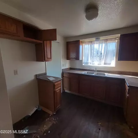 Kitchen - 8301 E Wildcat Dr, Tucson, AZ 85730 photo 2 of 3