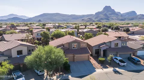7485 W Crimson Ridge Dr, Tucson, AZ 85743