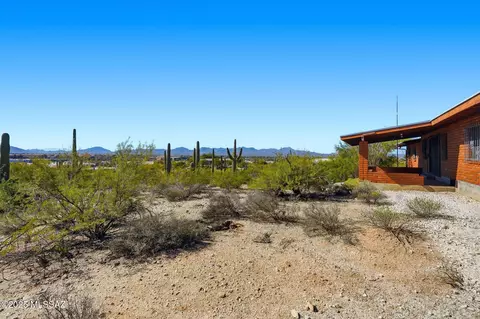 Exterior - 209 E River Rd, Tucson, AZ 85704 photo 8 of 11