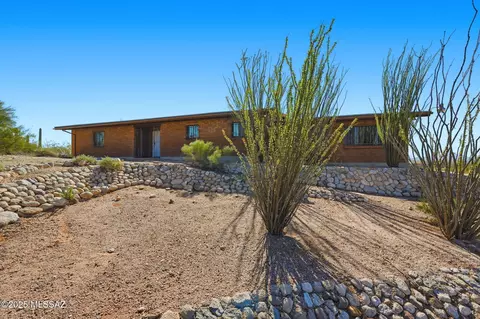 209 E River Rd, Tucson, AZ 85704