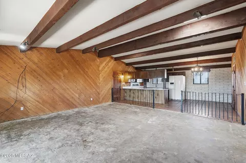 Living - 209 E River Rd, Tucson, AZ 85704 photo 3 of 8