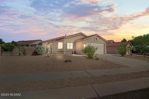 3671 W Flynn Ct, Tucson, AZ 85742