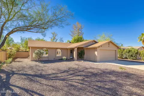 7492 E Rio Vista Cir, Tucson, AZ 85715