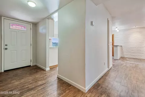 Entry Way - 7531 E 39th St, Tucson, AZ 85730 photo 1 of 1