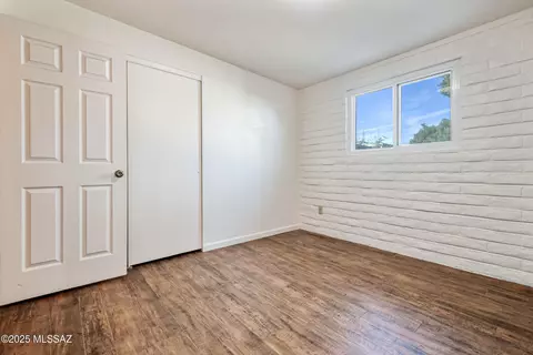 Bedroom - 7531 E 39th St, Tucson, AZ 85730 photo 7 of 8