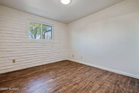 Bedroom - 7531 E 39th St, Tucson, AZ 85730 photo 6 of 8