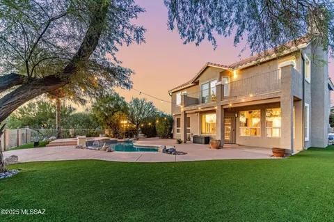 2025 W Golden Rose Pl, Oro Valley, AZ 85737