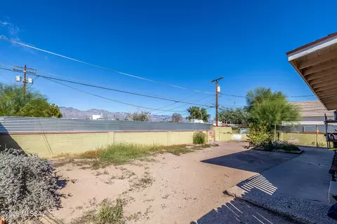 Exterior - 4729-4733 E 2nd St, Tucson, AZ 85711 photo 3 of 3