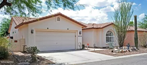 3235 W Desert Dawn Trl, Tucson, AZ 85742