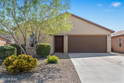 6326 S Nightjar Ln, Tucson, AZ 85757