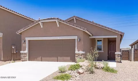 6061 E Campolina Trl, Tucson, AZ 85756