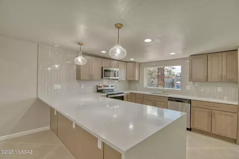 8349 E Balfour Pl, Tucson, AZ 85710