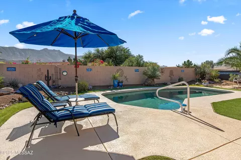 65621 E Desert Trail Dr, Tucson, AZ 85739