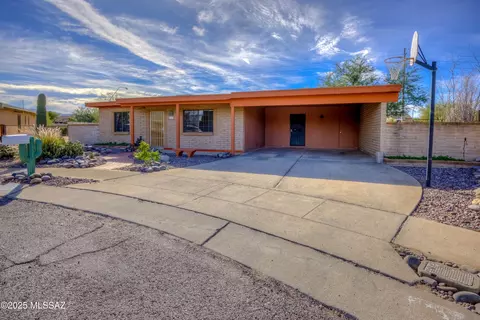 1101 N Sunspot Pl, Tucson, AZ 85715