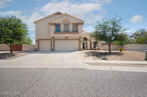1049 S Desert Senna Loop, Tucson, AZ 85748