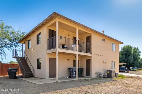 206 E Yavapai Rd, Tucson, AZ 85705