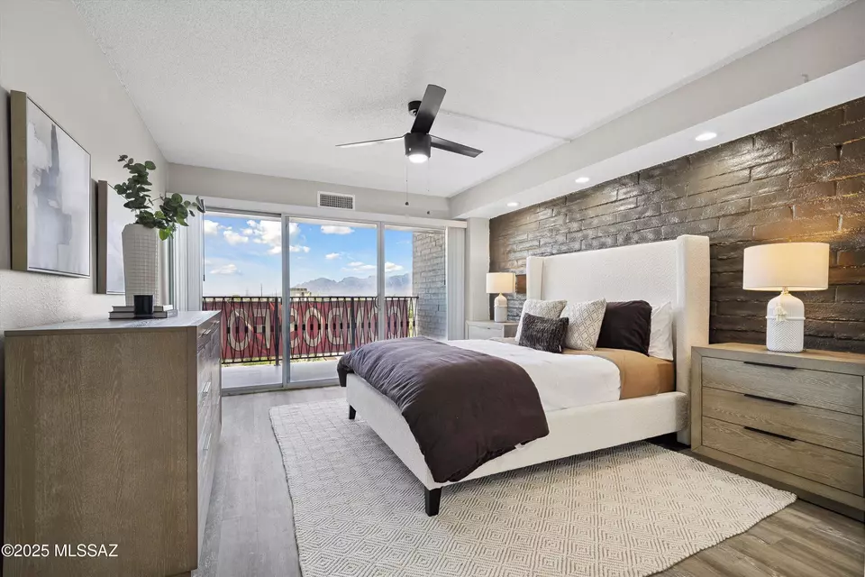 Bedroom - 425 W Paseo Redondo Dr #9B, Tucson, AZ 85701 photo 1 of 3