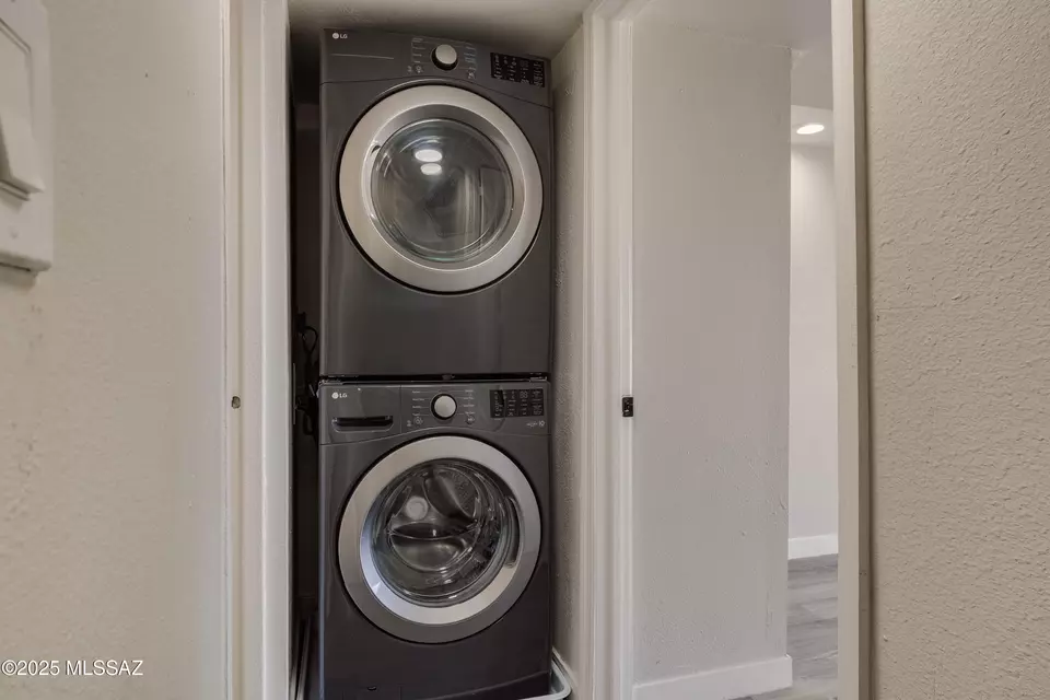 Other - 425 W Paseo Redondo #8G, Tucson, AZ 85701 photo 14 of 17