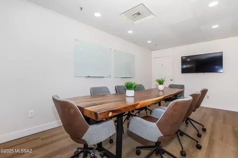 Dining - 425 W Paseo Redondo #8G, Tucson, AZ 85701 photo 1 of 2