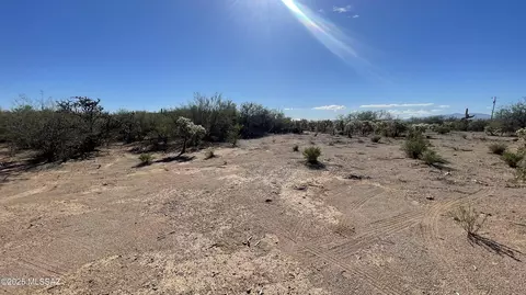 5590 S Sunset Blvd, Tucson, AZ 85757