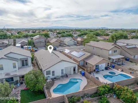 View/Area - 9045 E Ironbark St, Tucson, AZ 85747 photo 2 of 6