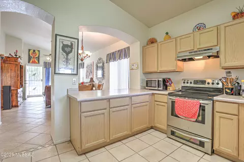 Kitchen - 9045 E Ironbark St, Tucson, AZ 85747 photo 3 of 3