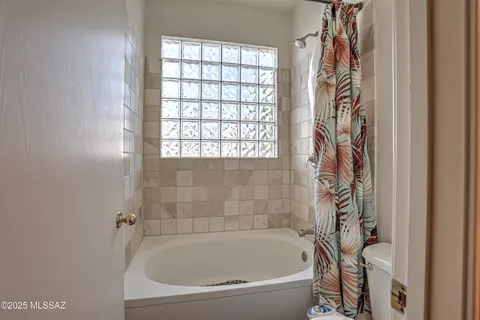 Bath - 9045 E Ironbark St, Tucson, AZ 85747 photo 2 of 3