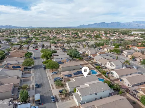 View/Area - 9045 E Ironbark St, Tucson, AZ 85747 photo 5 of 6