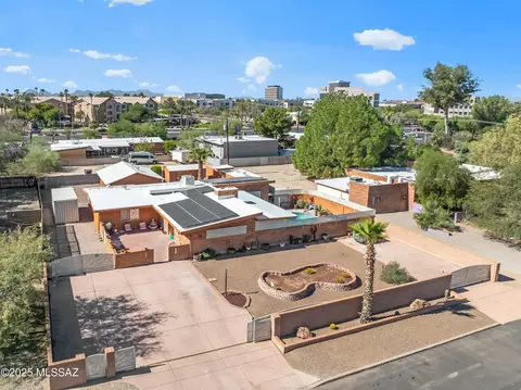 360 S Treston Ln, Tucson, AZ 85711
