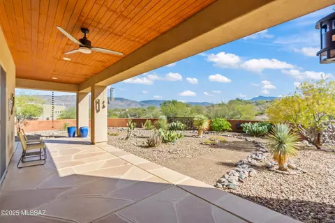 7937 S Galileo Ln, Tucson, AZ 85747