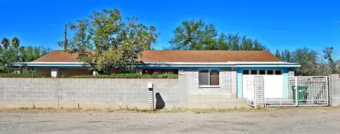 9210 W Ira St, Tucson, AZ 85735
