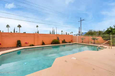9501 E Rand Pl, Tucson, AZ 85715