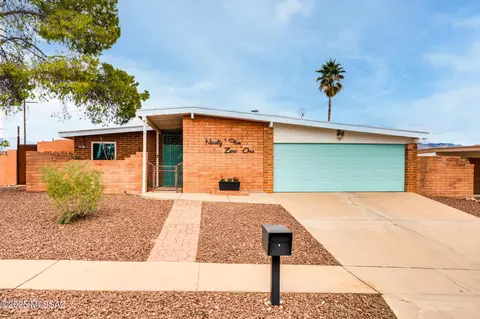 Exterior - 9501 E Rand Pl, Tucson, AZ 85715 photo 2 of 9