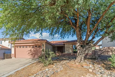 13705 E Oxmoor Valley Dr, Vail, AZ 85641