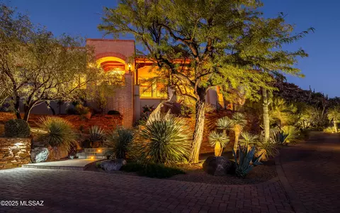 4546 W Dove Canyon Pl, Marana, AZ 85658