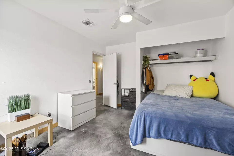 Bedroom - 2801 W Avenida Azahar, Tucson, AZ 85745 photo 4 of 6