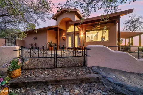 1174 W Kokopelli Ln, Oracle, AZ 85623