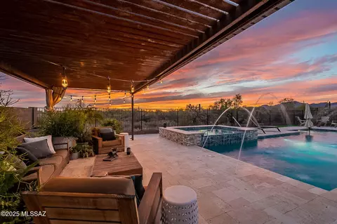 11295 N Big Star Trl, Tucson, AZ 85742