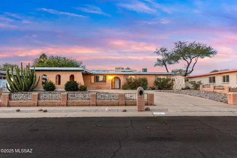 3264 S Eastview Ave, Tucson, AZ 85730