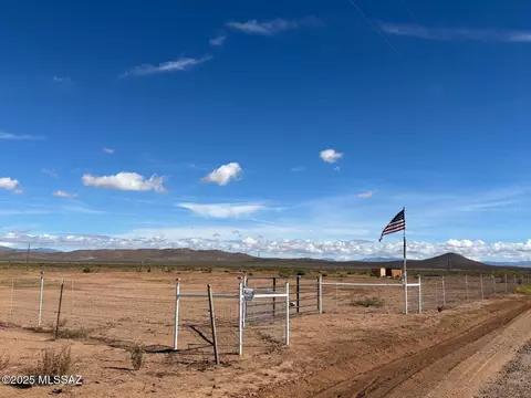 10 E 01 Acre E Buck Ranch Rd, Pearce, AZ 85625