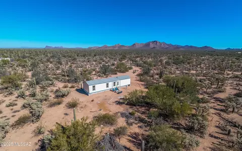 12690 W Fort Lowell Rd, Tucson, AZ 85743