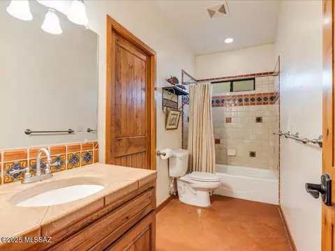 Bath - 91 Camino Agave, Elgin, AZ 85611 photo 1 of 2